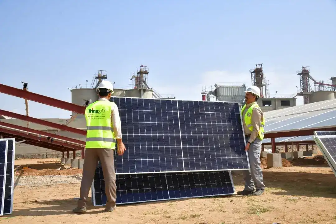 an image from Tehama Cement Factory solar system project implemented by alraebi company